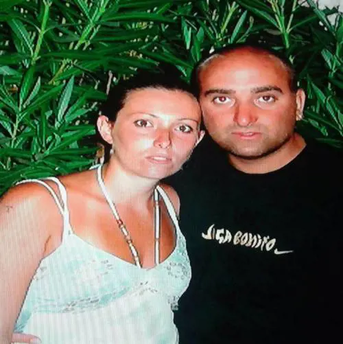 Spara alla ex poi si uccide: morti entrambi