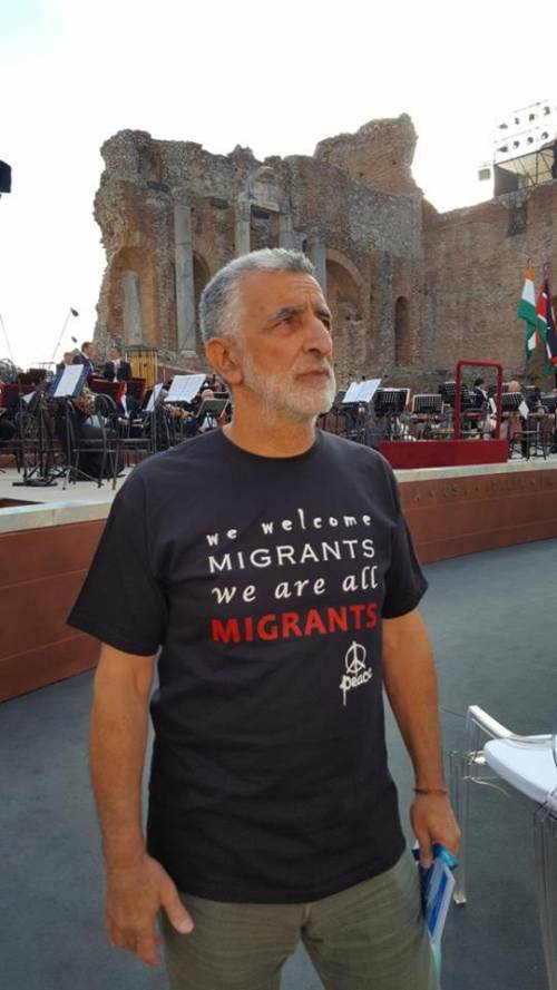 "Siamo tutti migranti": il sindaco di Messina contesta Trump al G7