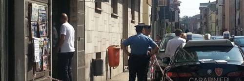 Pisa, picchiano una turista russa per derubarla: arrestate 3 rom