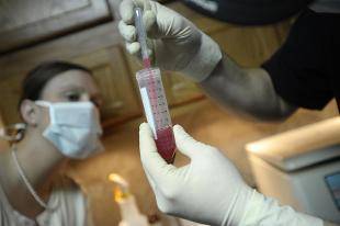 Vaccino italiano contro l'Aids: abbatte 90% del virus latente