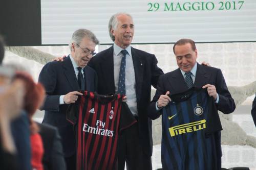 Berlusconi e Moratti premiati da Maroni