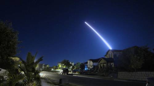 Il Pentagono intercetta un ICBM nello spazio