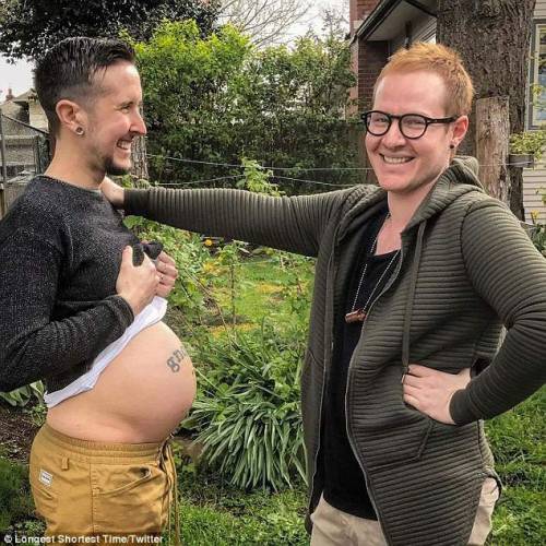 Uomo transgender annuncia la sua gravidanza