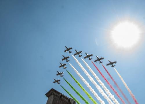Festa delle Forze armate, si vola col simulatore delle Frecce Tricolori