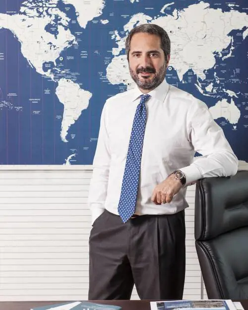 Maxi contratto in Russia Maire sulla strada dell'Est