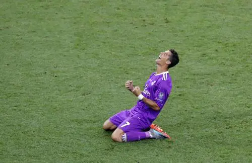Cristiano Ronaldo marziano: 4 Champions e quinto Pallone d'Oro vicino