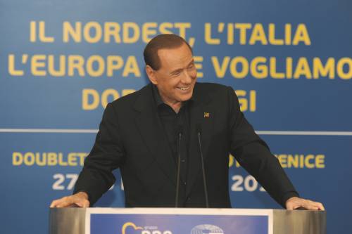 Berlusconi: "Il centrodestra unito vince. Ora la sfida è battere la sinistra"