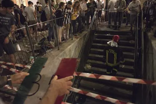 Sindaca, prefetto, questore: scaricabarile sul caos in piazza