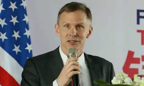 L'ambasciatore Usa in Cina lascia in polemica con Trump sul clima