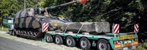 Austria, carro armato italiano sequestrato dalla polizia austriaca in autostrada