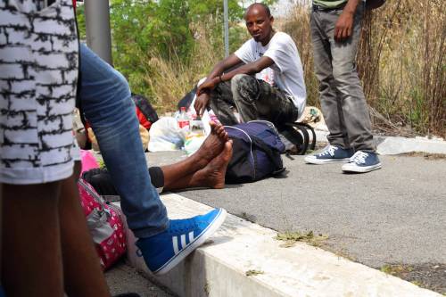 Domodossola, arriva il coprifuoco per migranti: "Espulso, chi non lo rispetta"