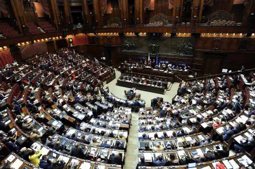 Tre su cento sono politici