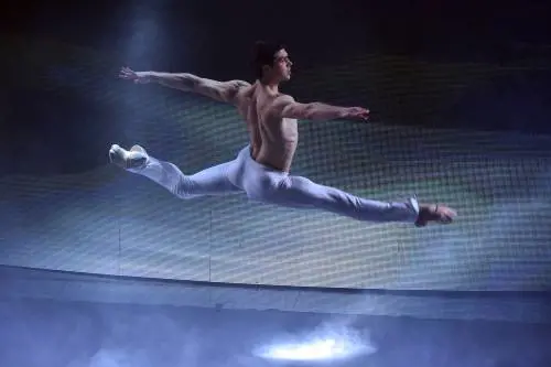 Conti, Mannoia e Bolle si scaldano per l'autunno nonostante la crisi Rai