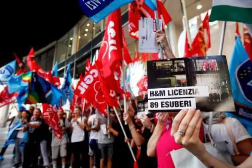 Bufera su H&M: "Ecco perché ci licenzia"