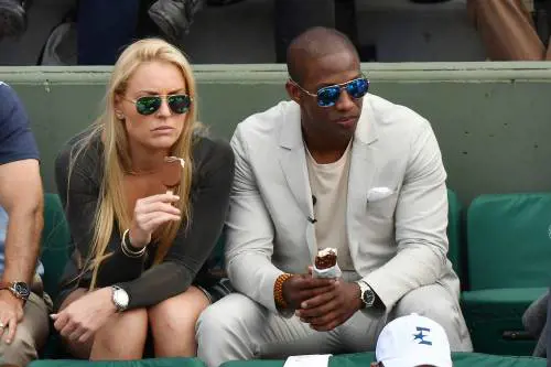 Vonn, cellulare hackerato: foto di Tiger Woods nudo in rete