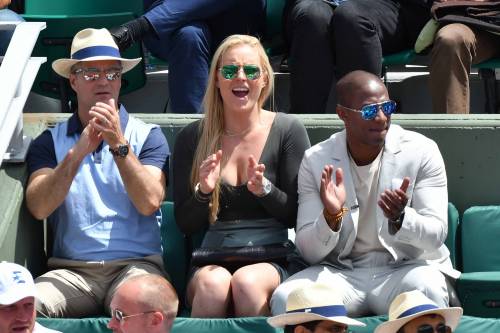Lindsey Vonn al Roland Garros in tribuna con il nuovo fidanzato