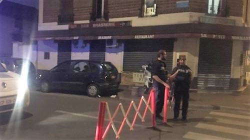 Parigi, molotov in un ristorante: tre feriti gravi