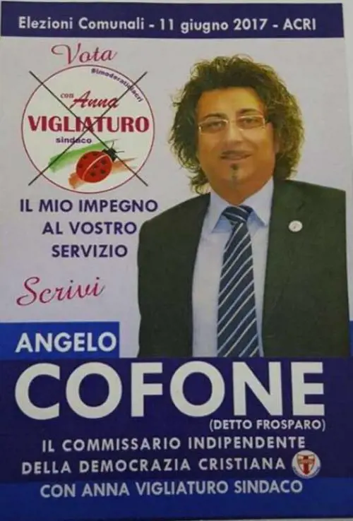 Gaffe e strafalcioni al comizio: il web elegge Cofone