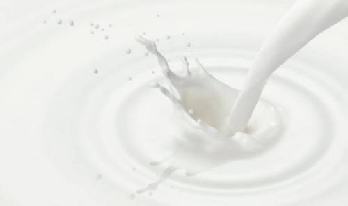 Latte, una bottiglia su due contiene materia prima straniera