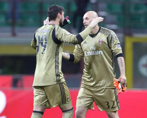 Clausola da 100 milioni o Gigio sarà sostituito