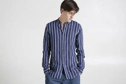 Classica, estrosa, chic Il fascino discreto della camicia italiana