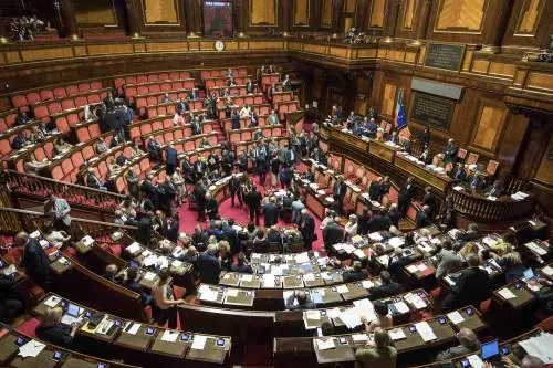 Accelerata sul biotestamento. Lo ius soli sempre più lontano