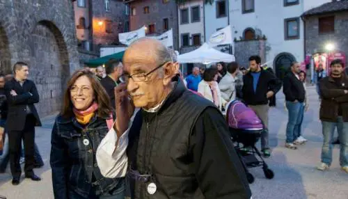 Papà Dibba attacca: "Il M5S espella Paragone"