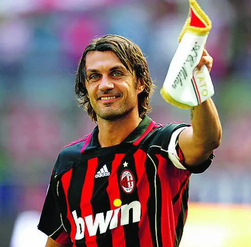 A Maldini il Pallone d'oro di miglior terzino di sempre