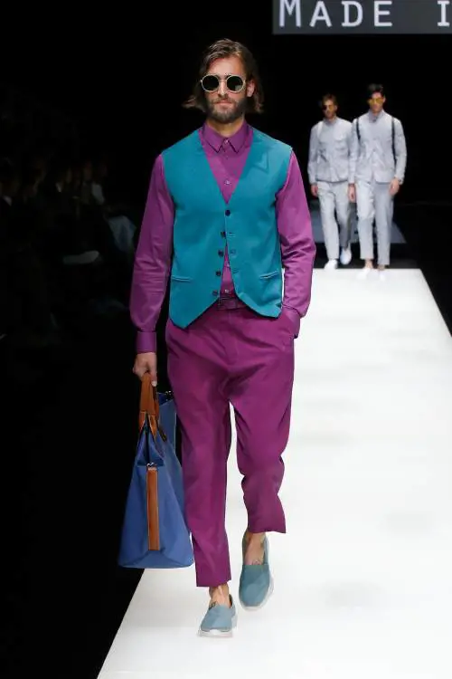 Dal caos ecco l'ordine E lui non teme il colore