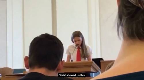 Utah, 12enne fa coming out in chiesa e i mormoni le spengono il microfono