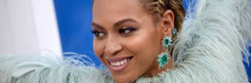 "I gemelli di Beyoncé restano ricoverati, soffrono di ittero"