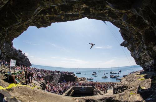 Al via la nona stagione della Red Bull Cliff Diving World Series