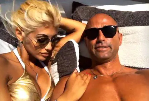 Stefano Bettarini punge Damante: "Mi sfugge il nome di quel ragazzino"