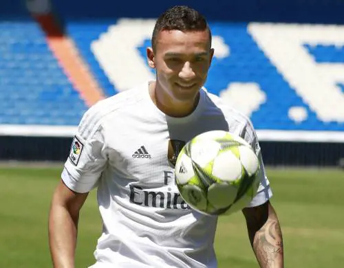 La Juventus ha scelto: 25 milioni per Danilo Milan vicino a Calhanoglu e Kalinic dice "sì"