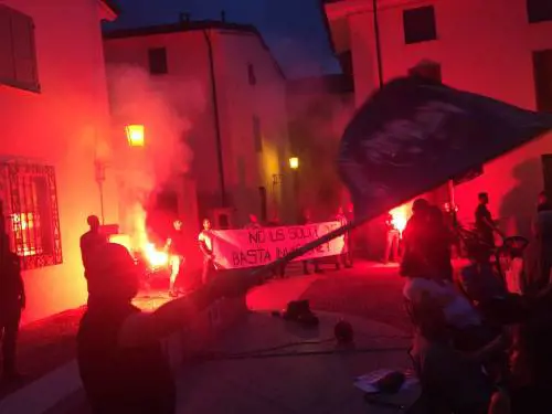 Mantova, blitz dell'estrema destra contro lo ius soli