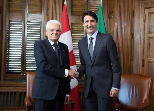 Migranti, Mattarella lancia l'allarme: "Situazione ingestibile"