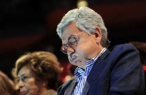 D'Alema vola a Pechino per celebrare l'anniversario di Marx