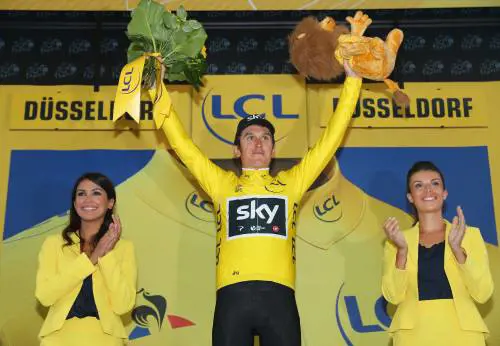 La superSky fa il pieno Thomas primo in giallo Froome vola, Aru a 40''