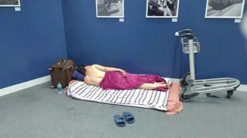 Bivaccavano al terminal 1, espulsi due irregolari