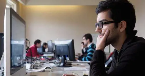 I 20 mestieri più pagati per i neolaureati: ​fino 70mila euro l'anno