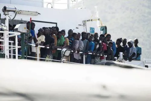 Il cardinale ghanese Turkson: "Stop a immigrazione di massa dall'Africa" 