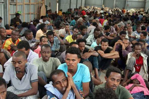 Troppi migranti nel condominio. E parte una denuncia al Viminale