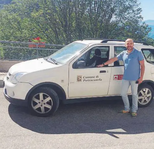 Per Repubblica pure un furgone va considerato come un'auto blu