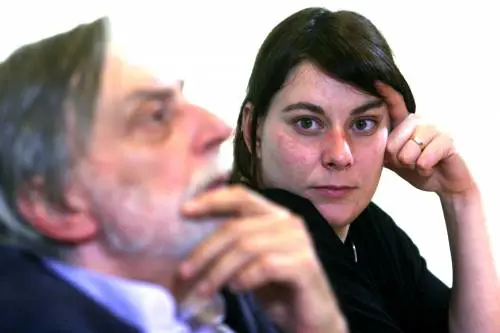 Sgarbi risponde alla Strada sul 'sesso coi fascisti': 'Nessuno si sacrificherà'