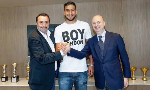 Donnarumma-Milan, c'è la firma: accordo fino al 2021 a 6 mln l'anno