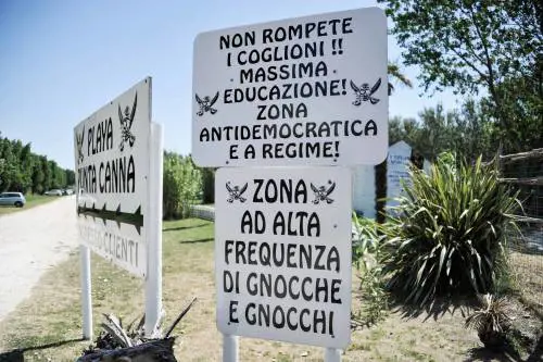 Il vescovo di Chioggia con Scarpa: "Un'indagine assurda"