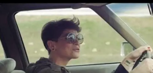 Bufera su Alessandra Amoroso: "Senza cinture nella videoclip"