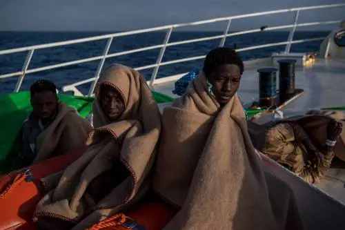 Giravolta Unhcr: ora vogliono rimpatri e campi profughi in Africa