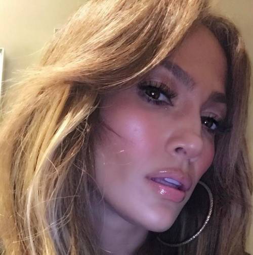 FOTO: Jennifer Lopez, Lato B Mozzafiato Su Instagram - Il Giornale