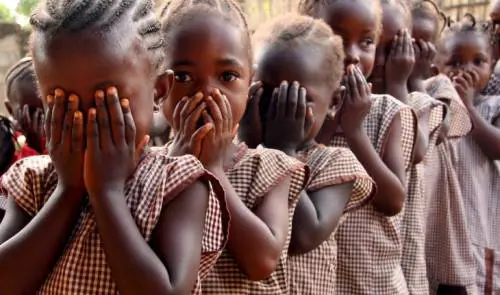 La barbarie arriva in Italia 80mila bambine infibulate